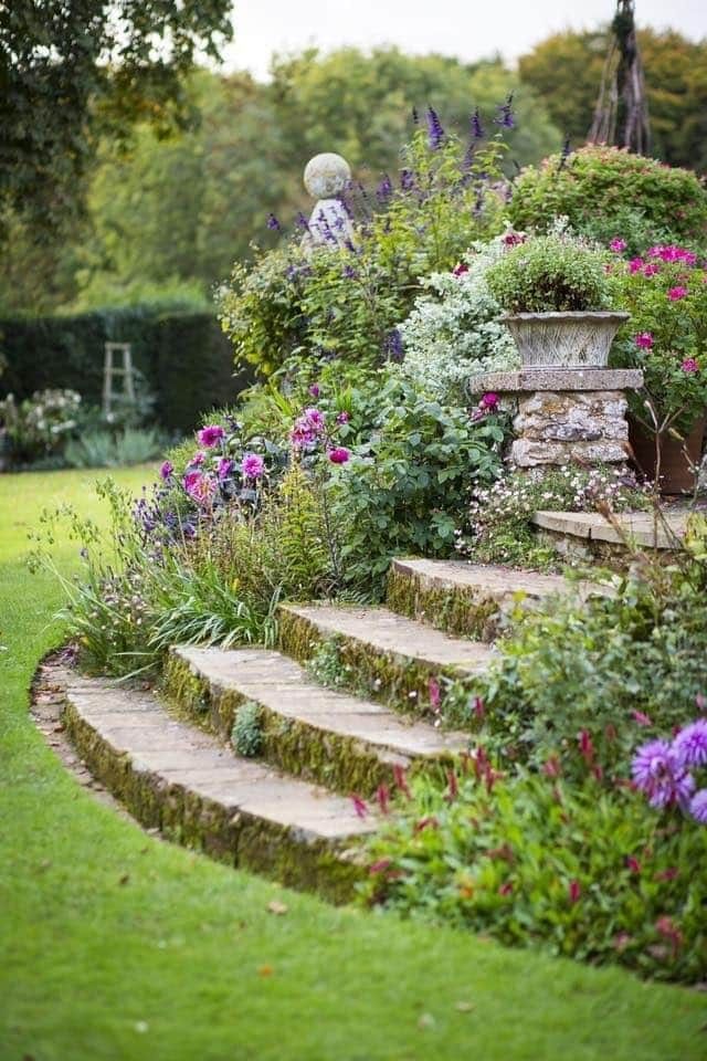 Jardin entretenu par Solaverde aux Ponts-de-Cé